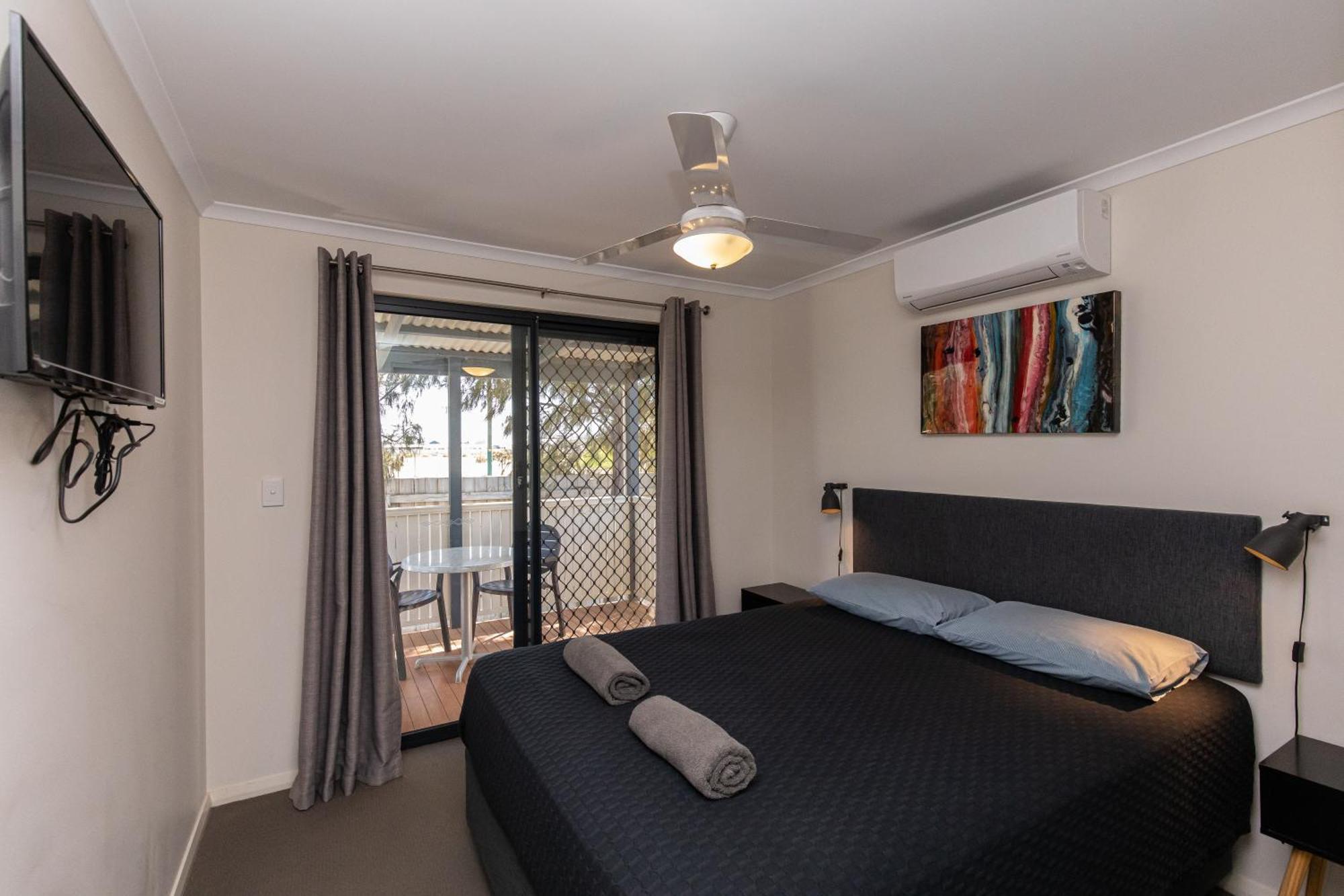 ホテル Jurien Bay Tourist Park エクステリア 写真