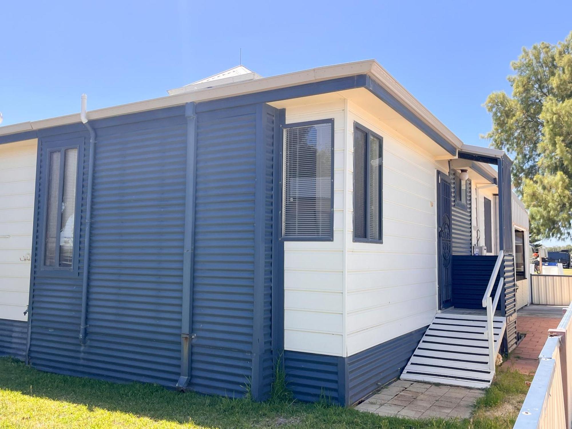 ホテル Jurien Bay Tourist Park エクステリア 写真