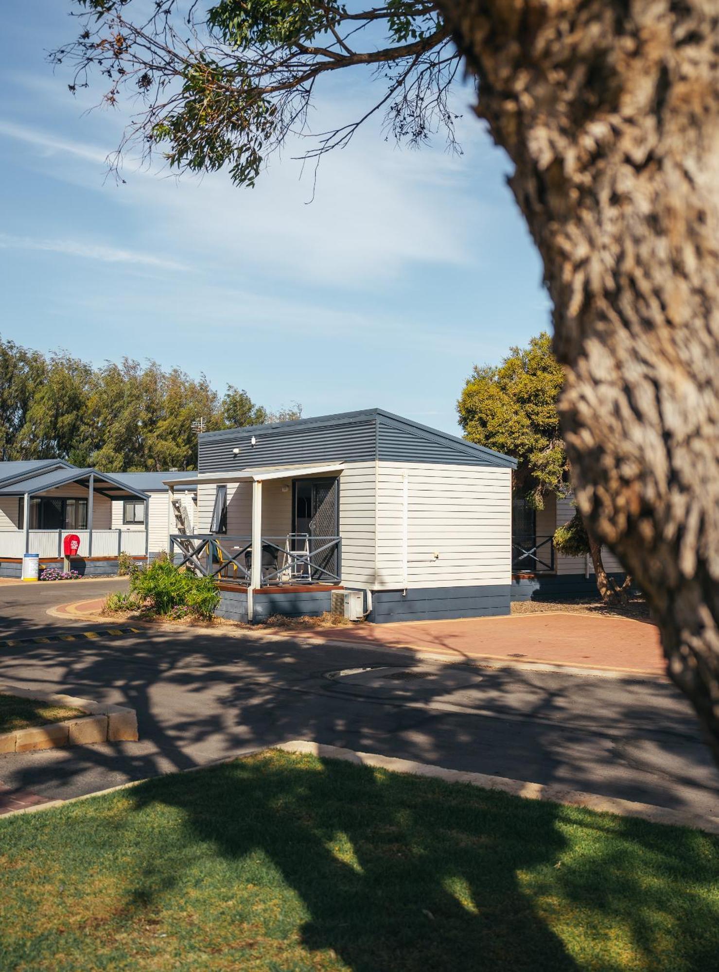 ホテル Jurien Bay Tourist Park エクステリア 写真